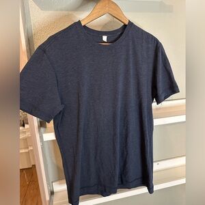 Men’s Large Lululemon Tee